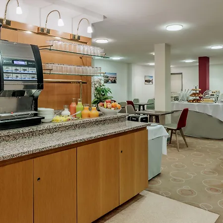 アパートホテル シタディーヌ サン ジェルマン デプレ 4*